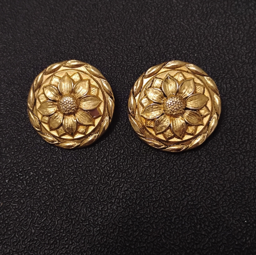 Doncaster Gold Floral Earrings